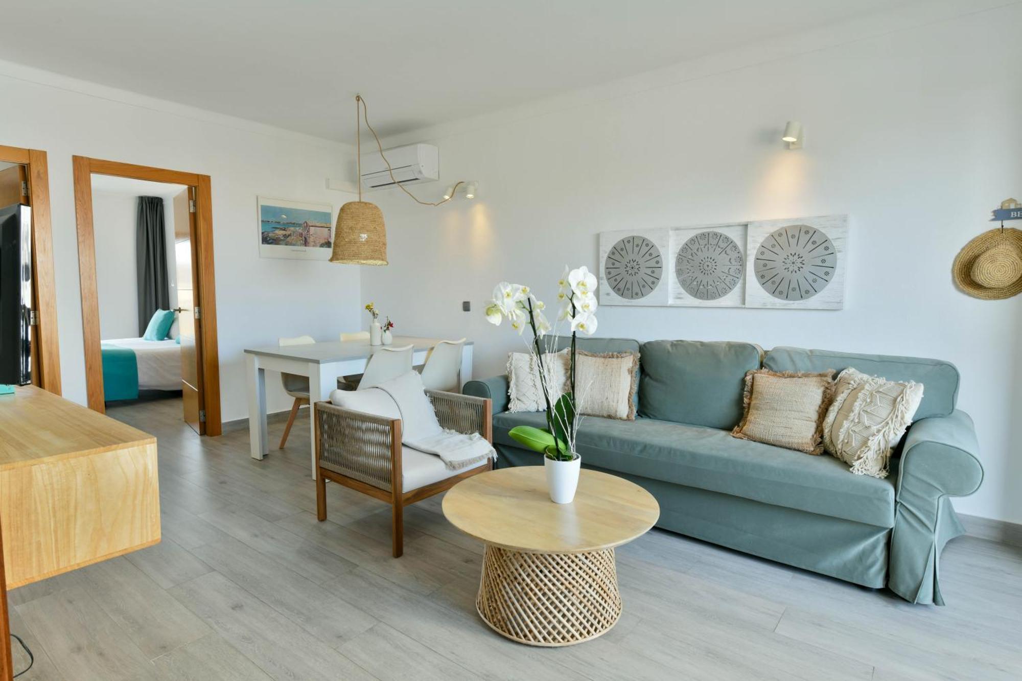 Apartamentos Estanques Colonia de Sant Jordi ภายนอก รูปภาพ