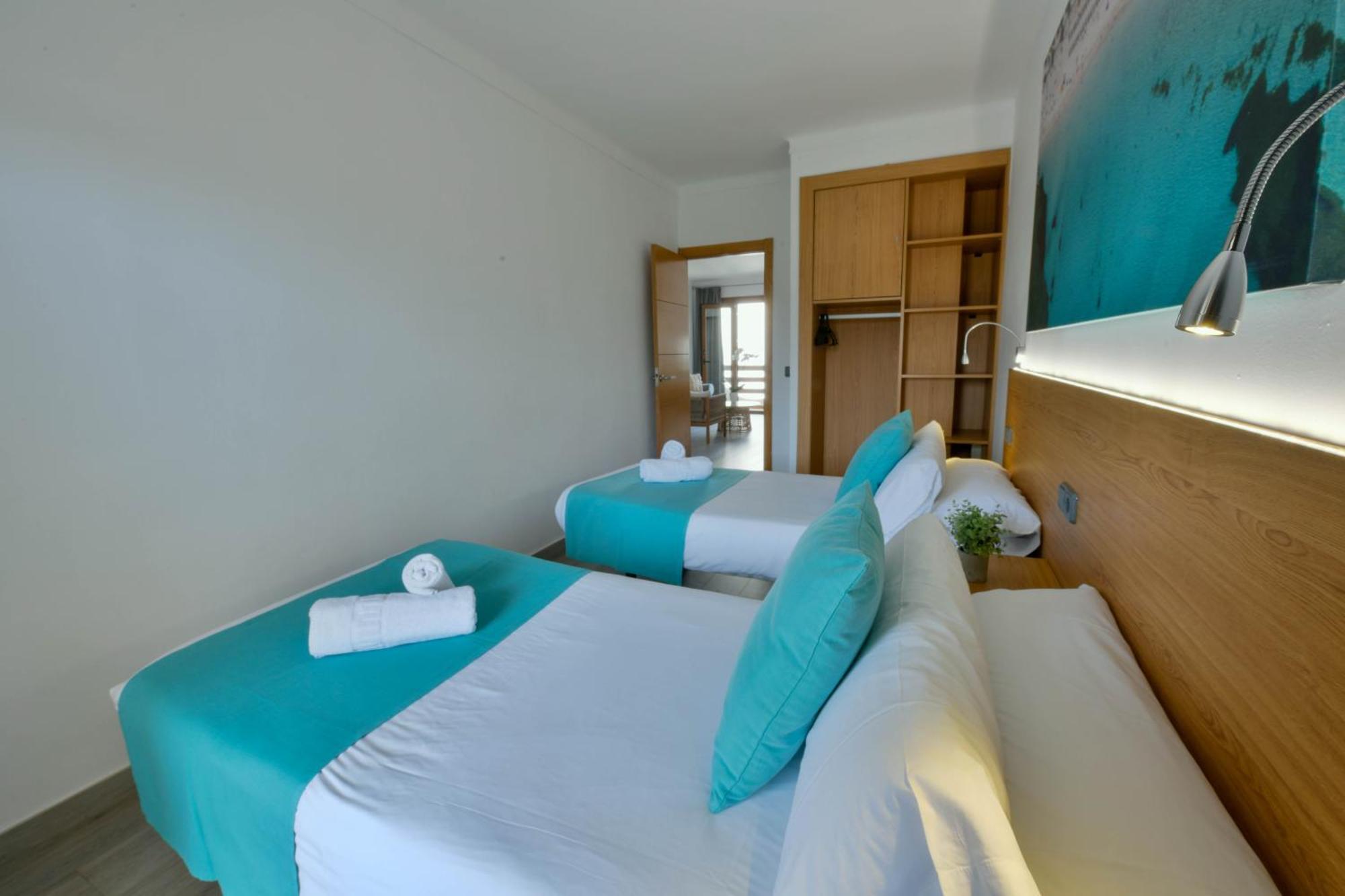 Apartamentos Estanques Colonia de Sant Jordi ภายนอก รูปภาพ